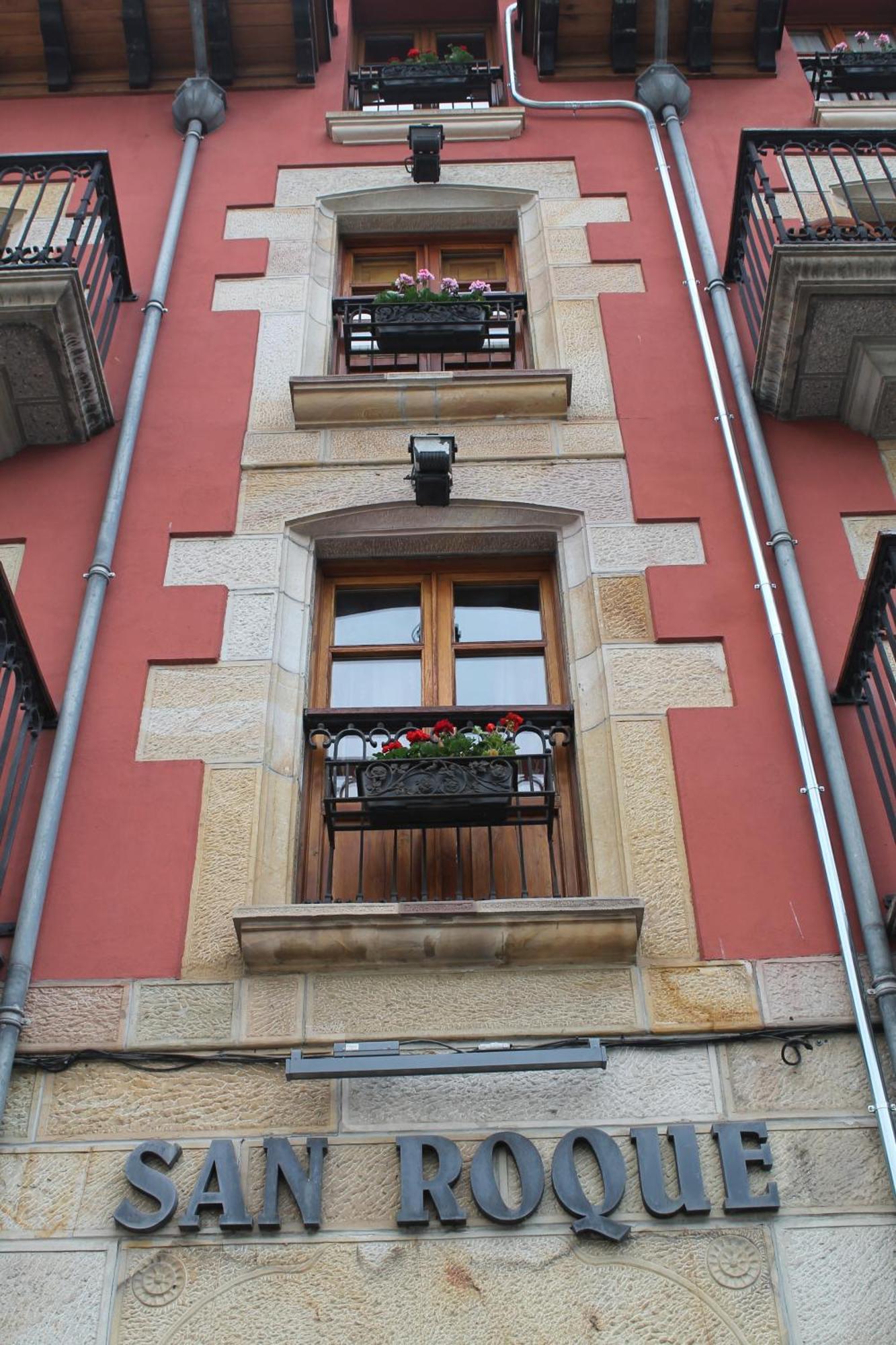 Hotel San Roque Reinosa Kültér fotó