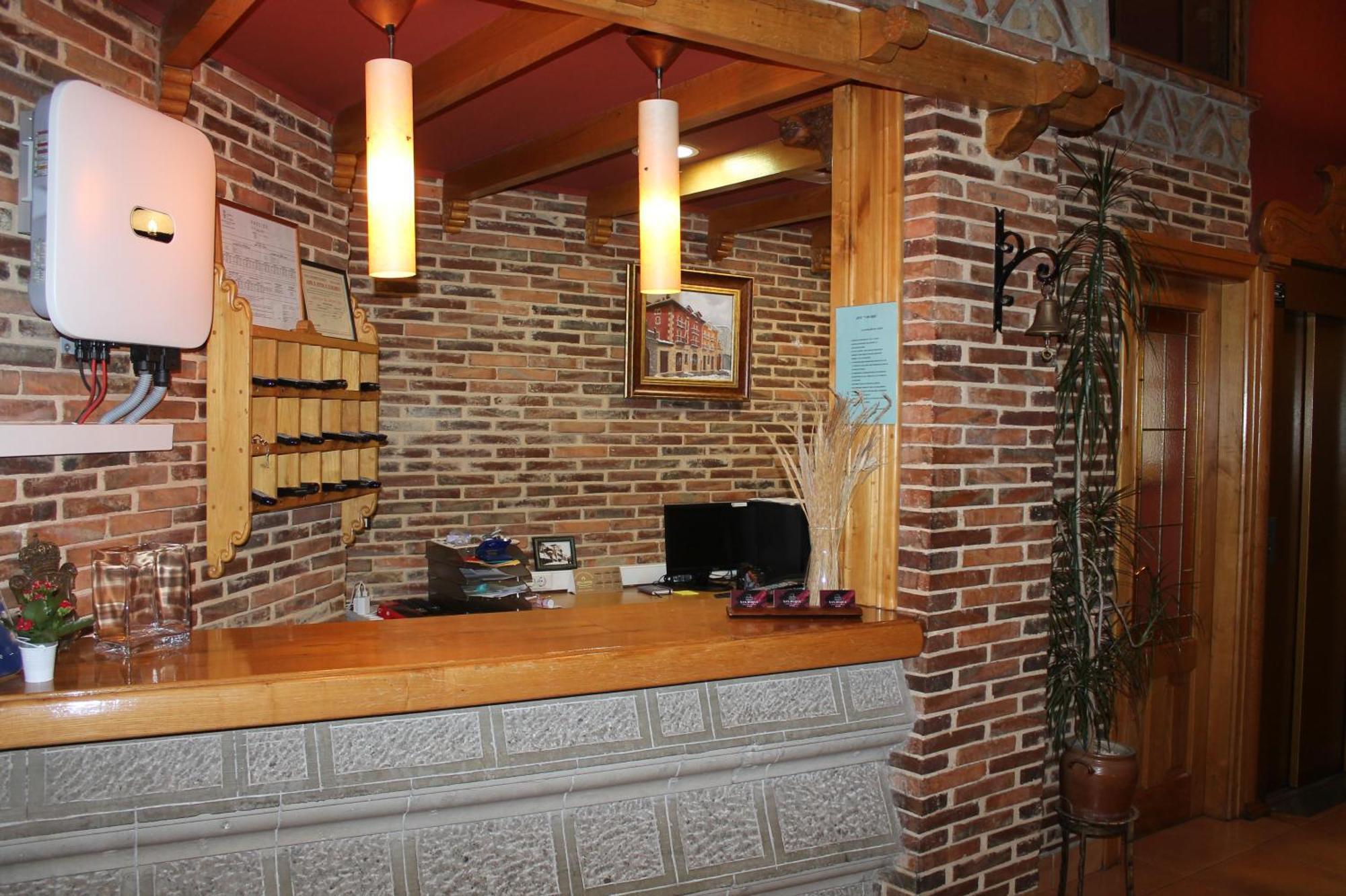 Hotel San Roque Reinosa Kültér fotó
