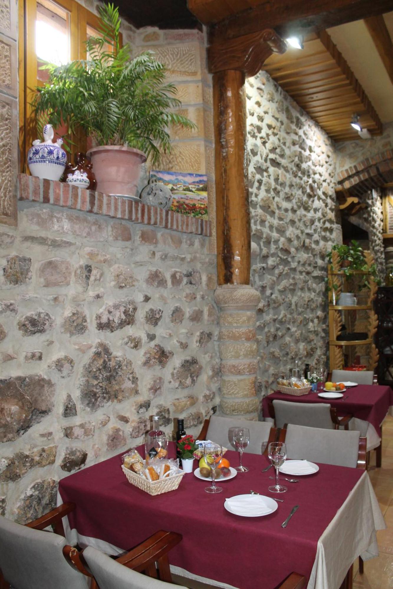 Hotel San Roque Reinosa Kültér fotó