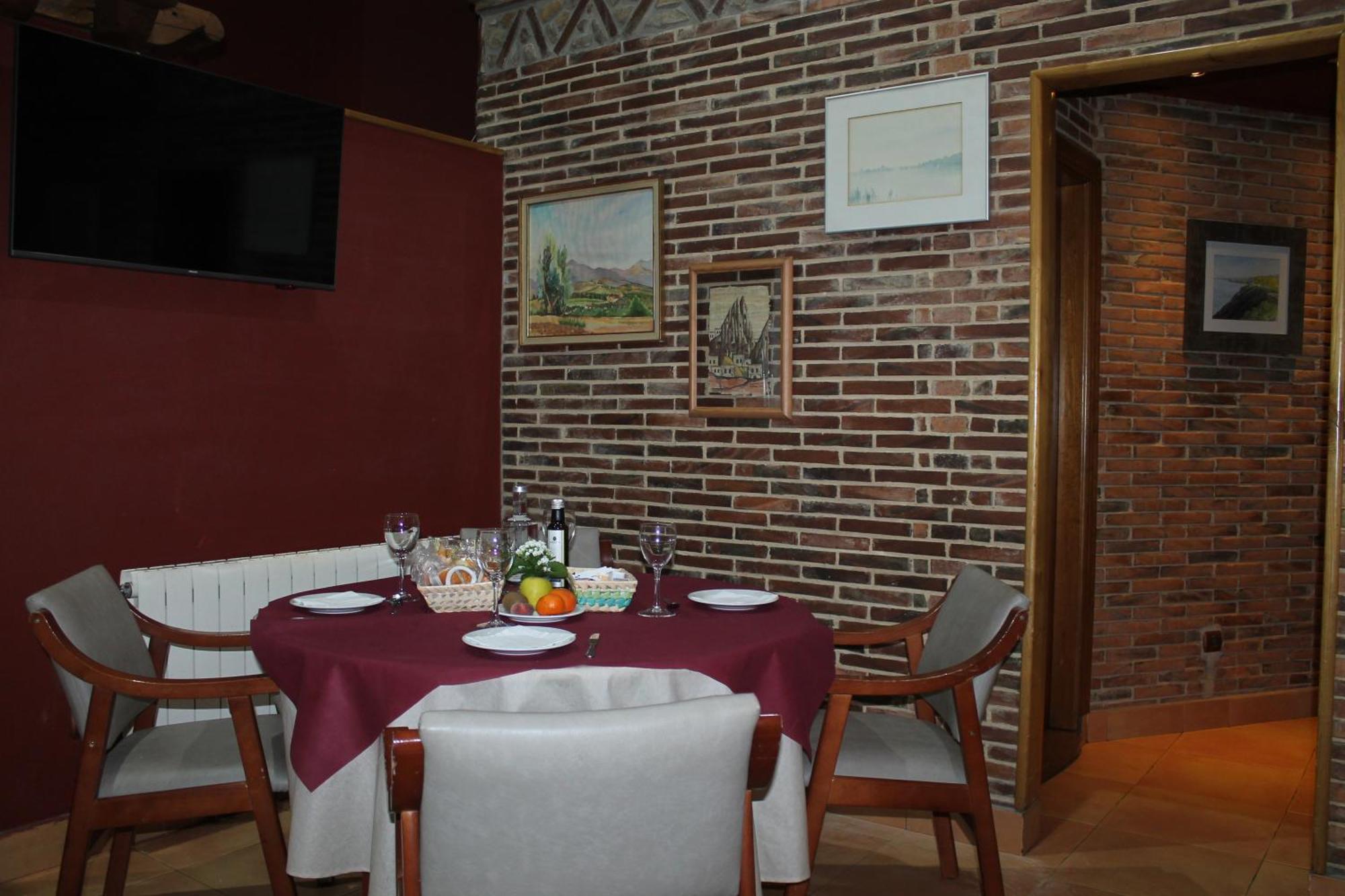 Hotel San Roque Reinosa Kültér fotó
