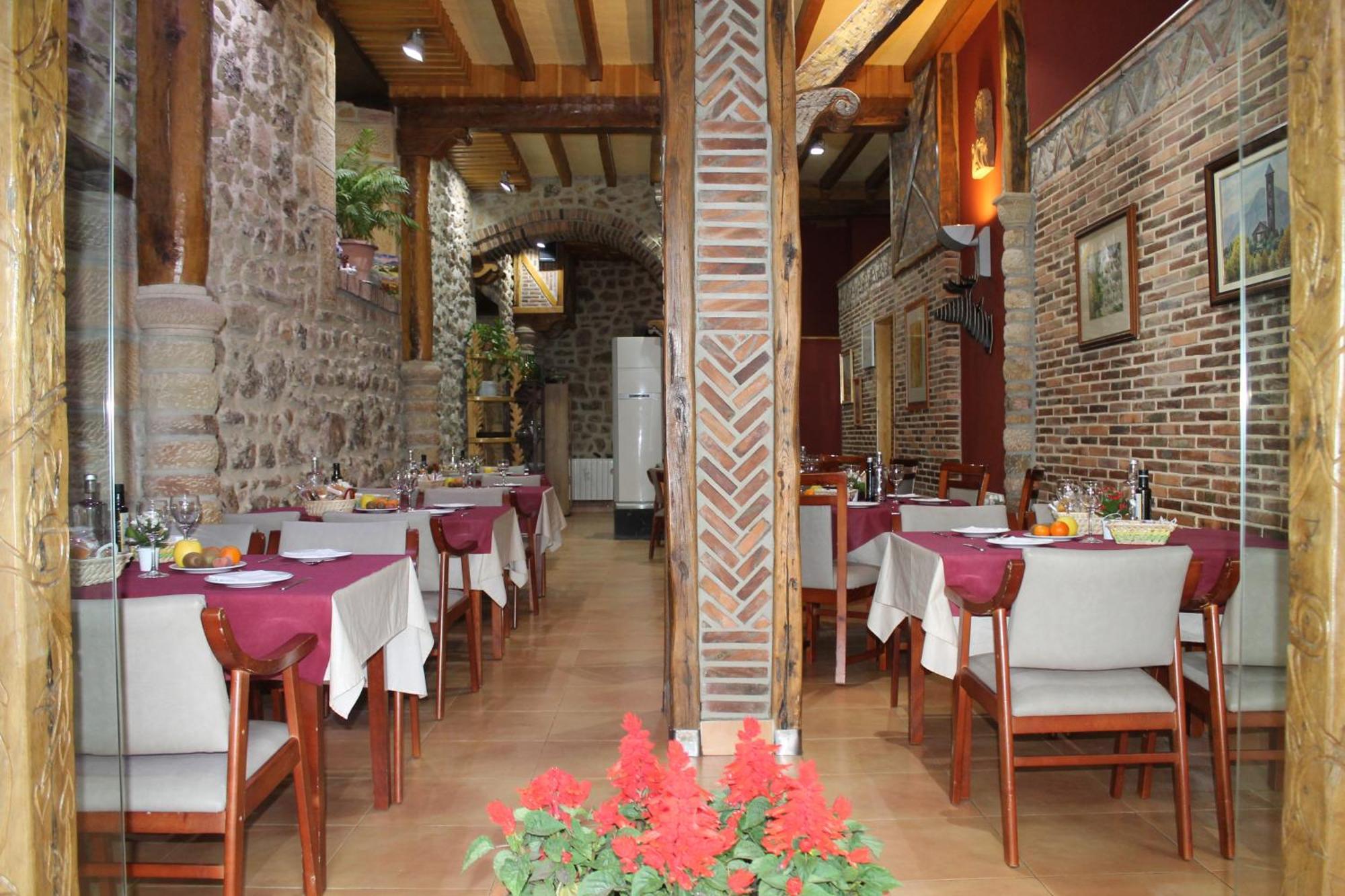 Hotel San Roque Reinosa Kültér fotó