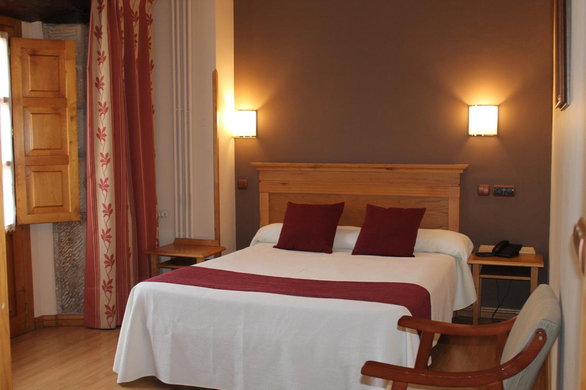 Hotel San Roque Reinosa Kültér fotó