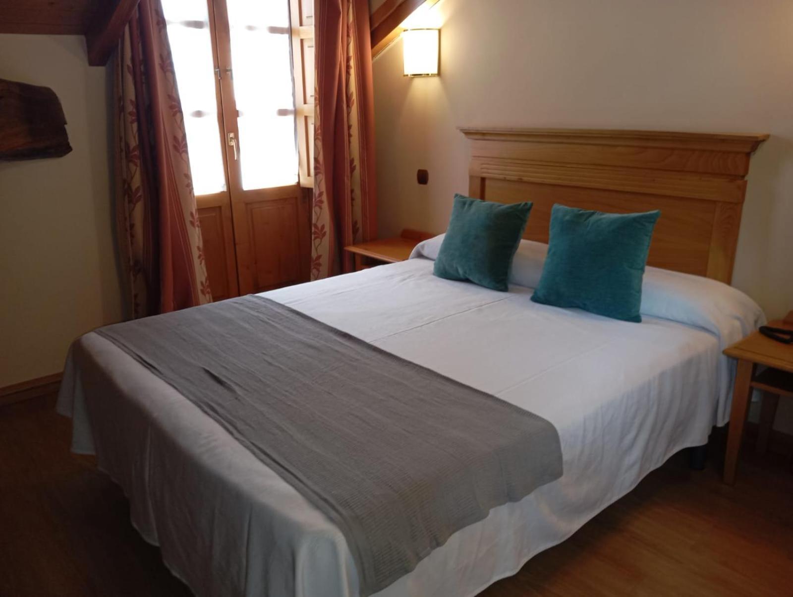 Hotel San Roque Reinosa Kültér fotó