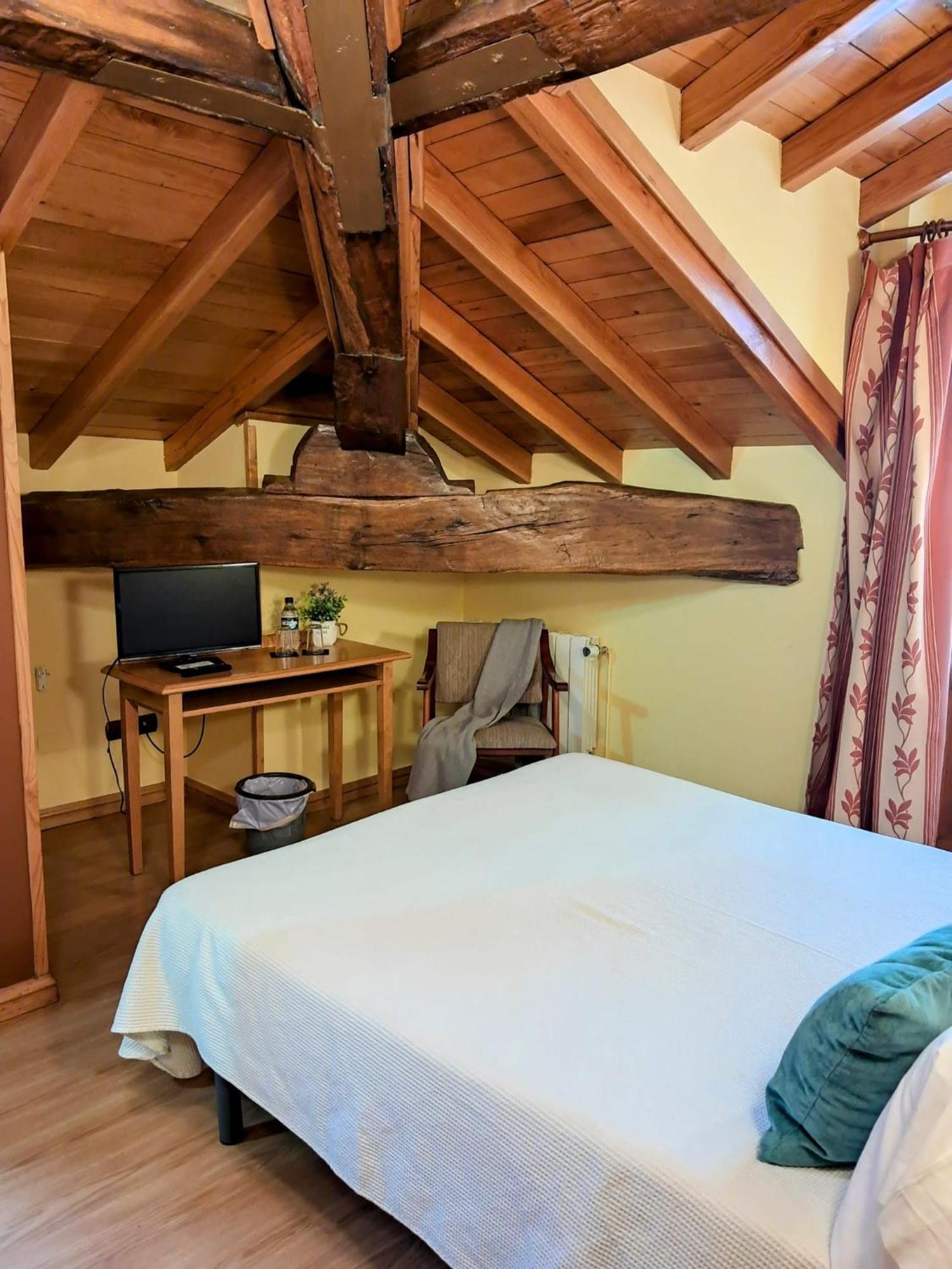 Hotel San Roque Reinosa Kültér fotó