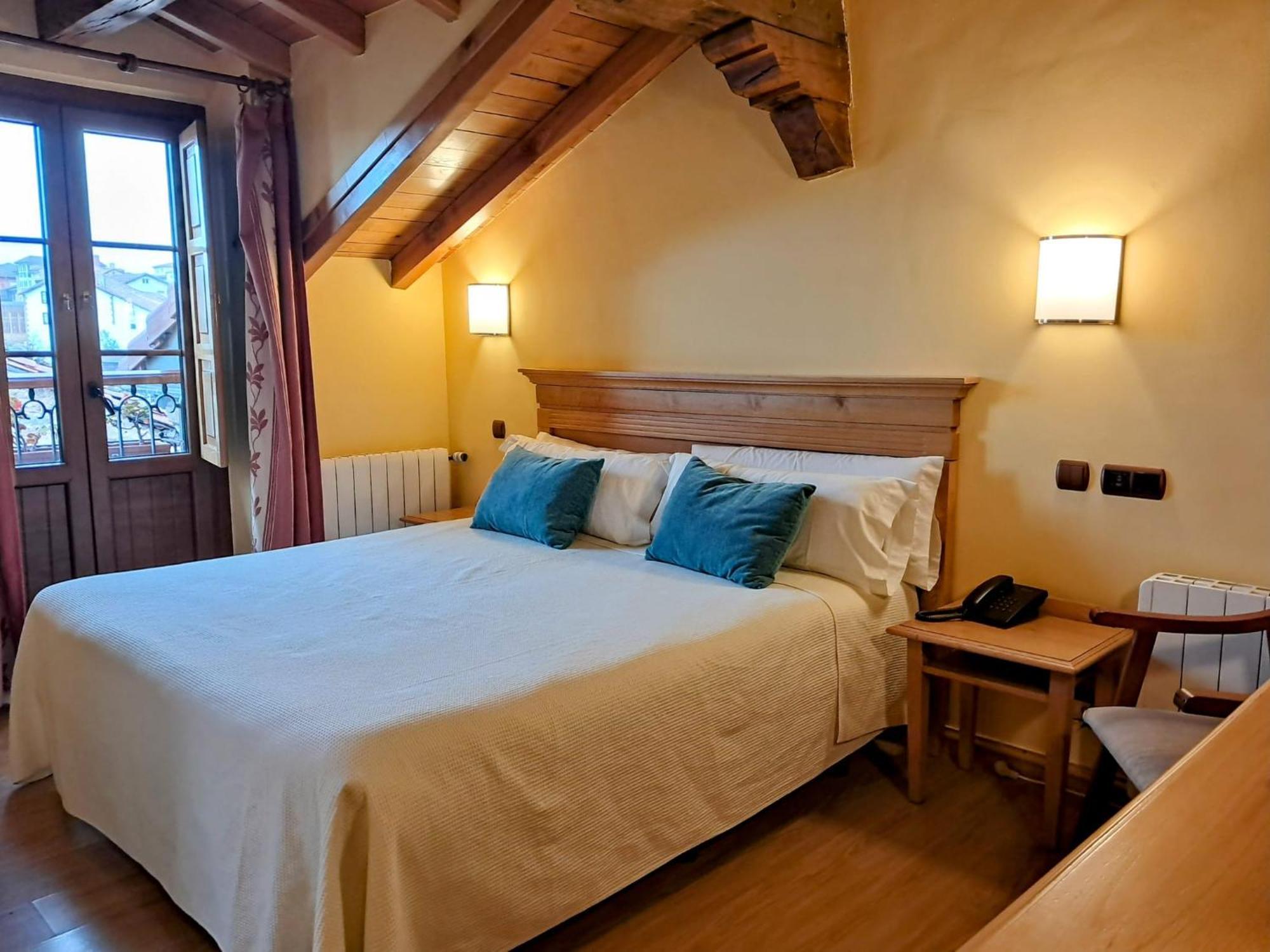 Hotel San Roque Reinosa Kültér fotó