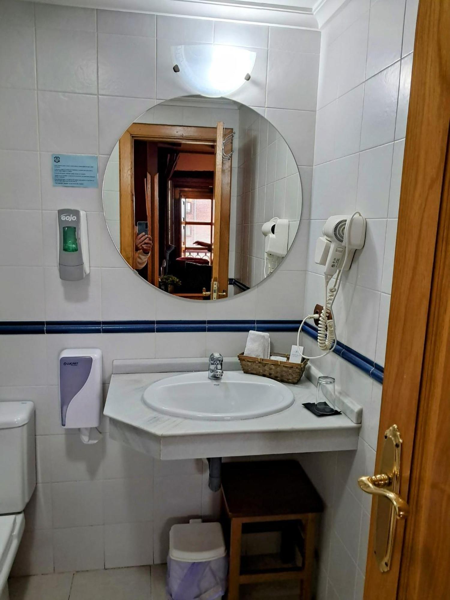 Hotel San Roque Reinosa Kültér fotó