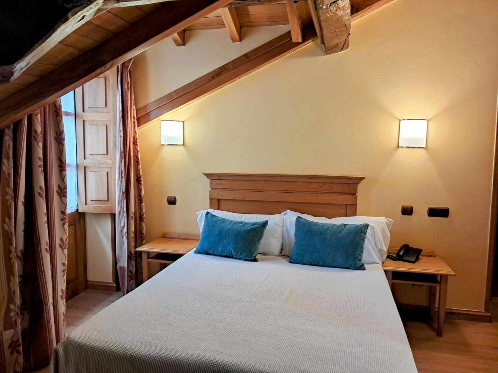 Hotel San Roque Reinosa Kültér fotó
