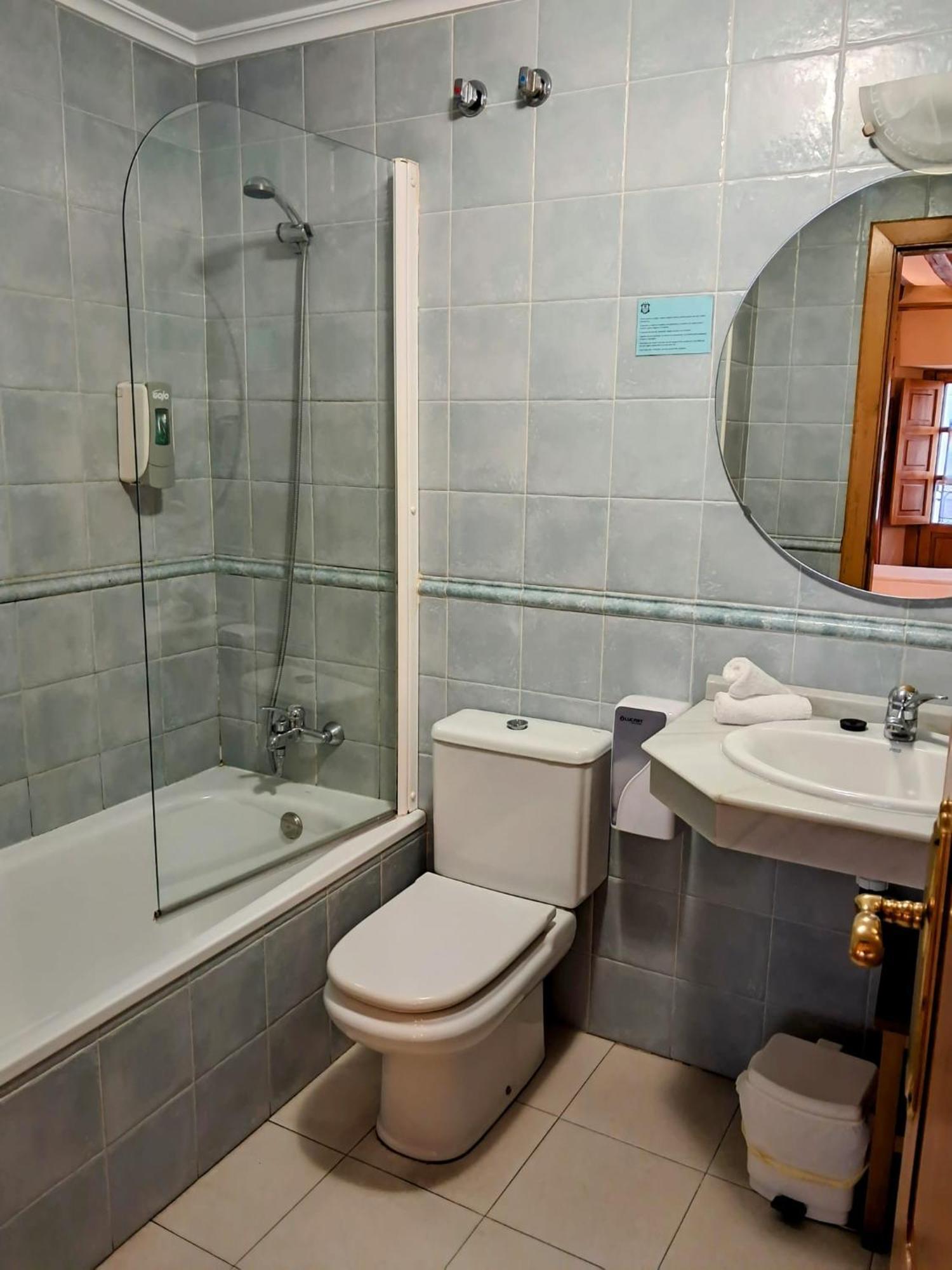 Hotel San Roque Reinosa Kültér fotó