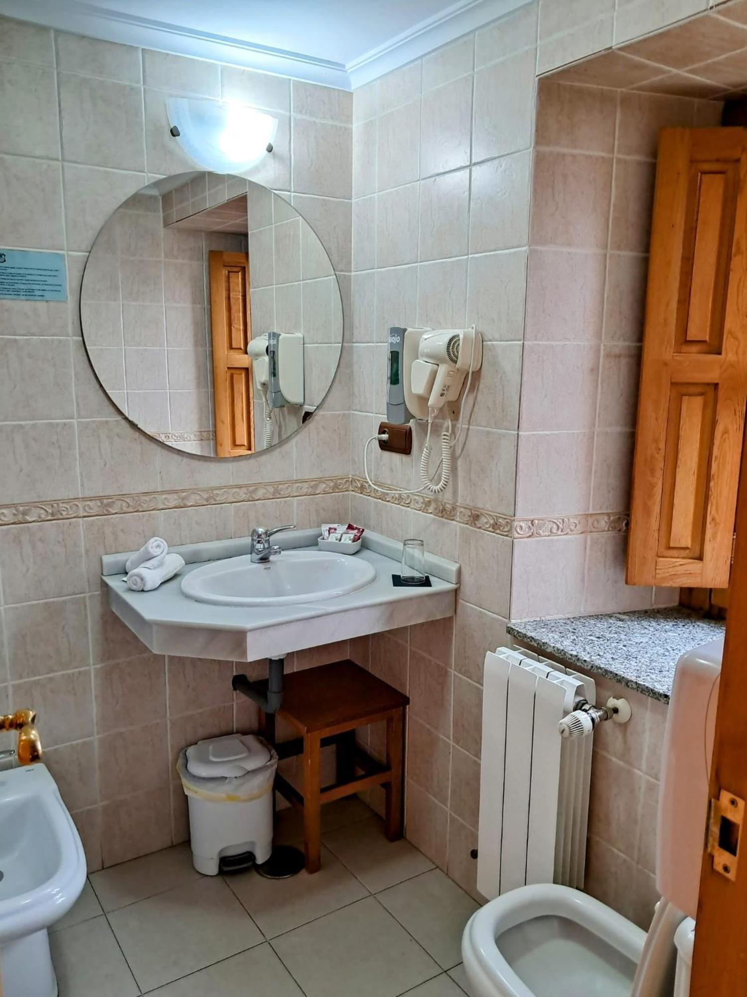 Hotel San Roque Reinosa Kültér fotó