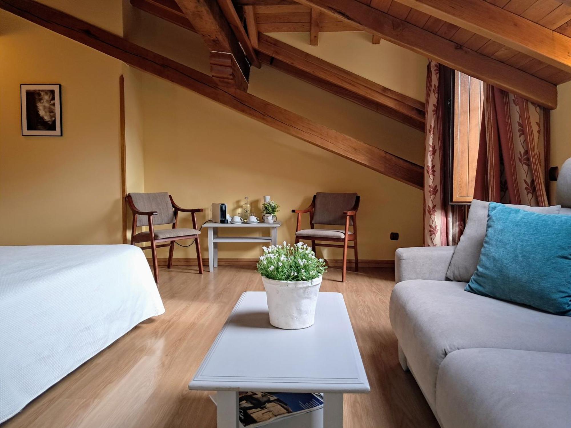 Hotel San Roque Reinosa Kültér fotó